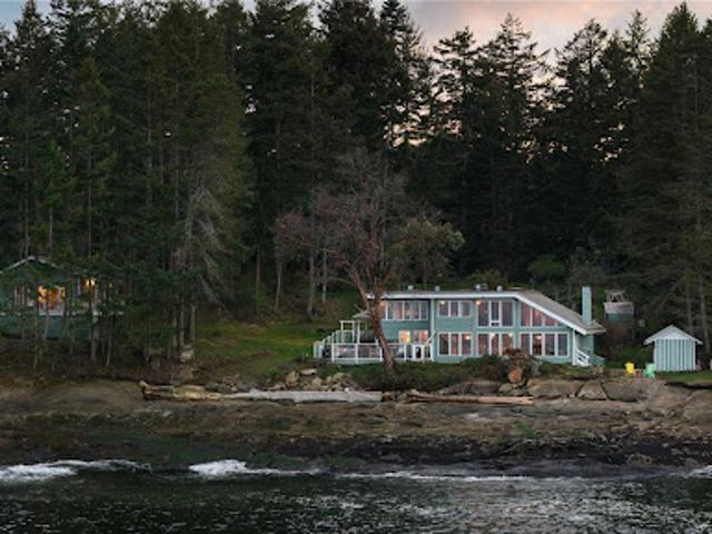 House for sale in Galiano, Southern Gulf Islands Electoral Area