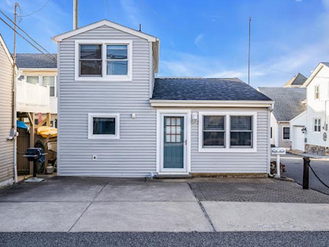 House for sale in Lavallette, New Jersey