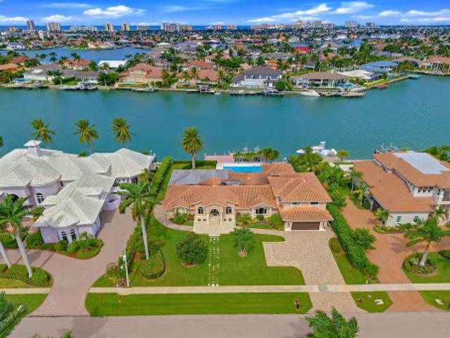 House for sale in Marco Island, Collier County