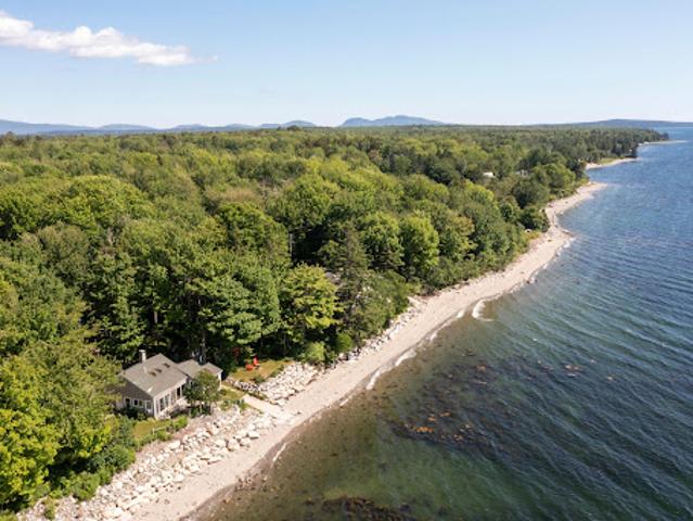 House for sale in Maine