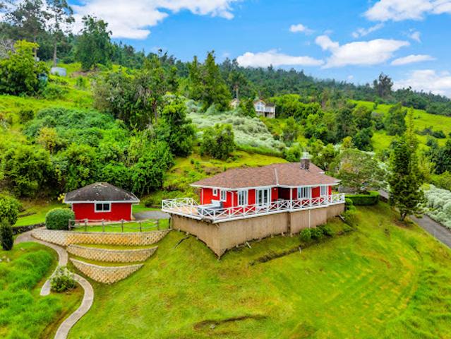 House for sale in Kula, Hawaii