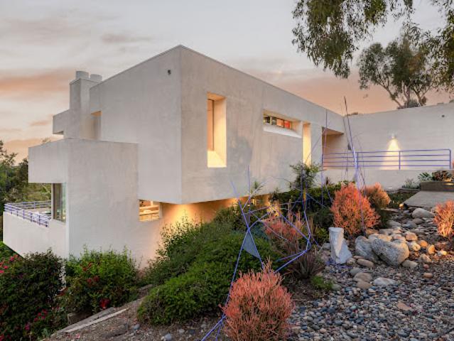 House for sale in Los Angeles, Los Angeles County
