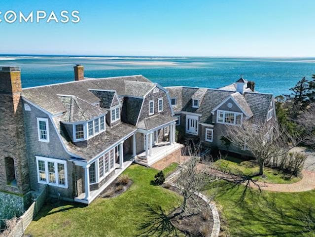 House for sale in Chatham, Massachusetts