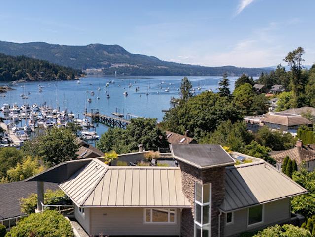 House for sale in Brentwood Bay, British Columbia