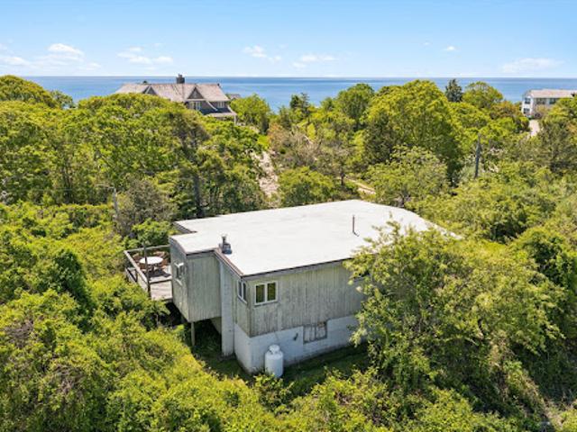 House for sale in Wainscott, New York