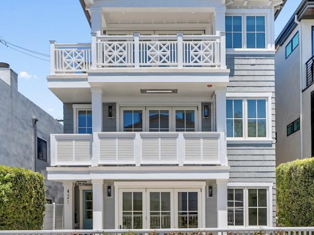 House for sale in Manhattan Beach, Los Angeles County