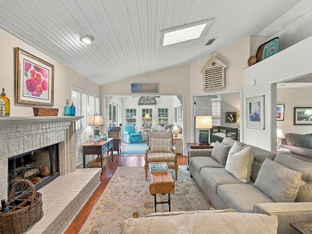 House for sale in Saint Simons Island, St. Simons