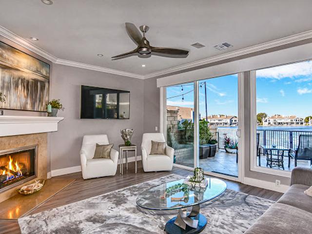 House for sale in Huntington Beach, Orange County