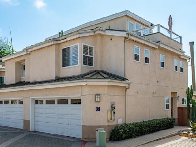 House for sale in Oceanside, San Diego County