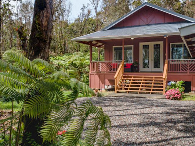House for sale in Volcano, Hawaiʻi County