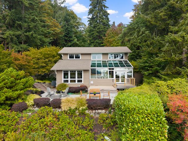 House for sale in Bainbridge Island, Kitsap County