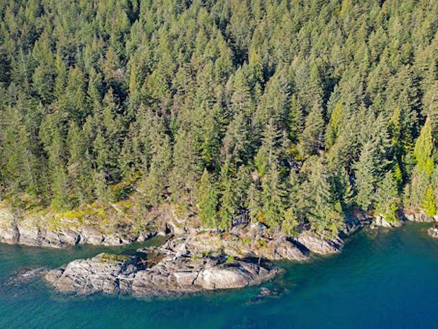 House for sale in Bowen Island, British Columbia