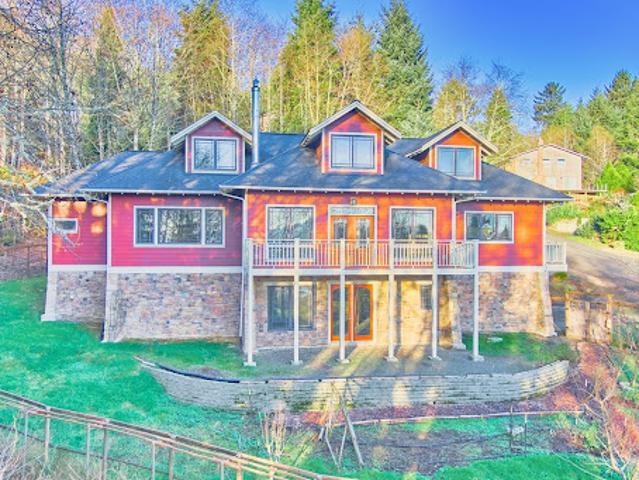 House for sale in Ilwaco, Washington