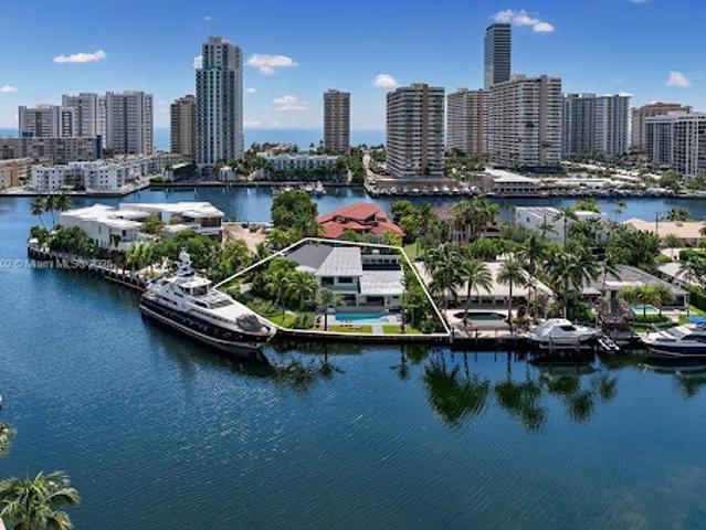 House for sale in Hallandale, Florida