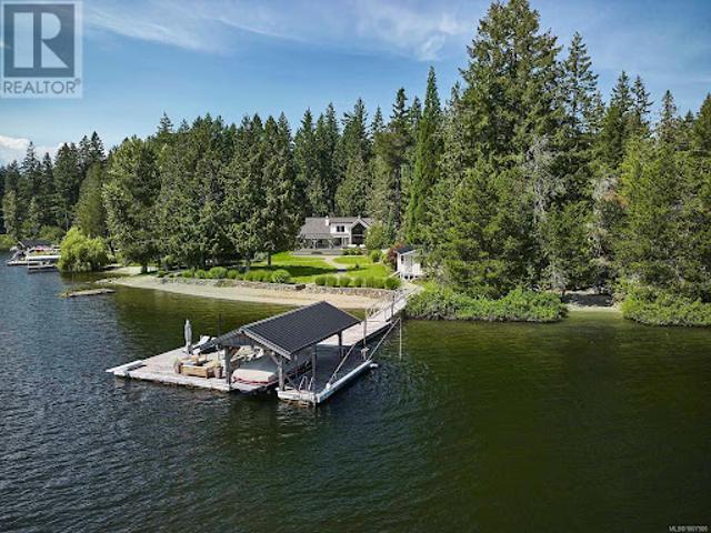 House for sale in Shawnigan Lake, British Columbia