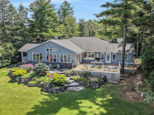 House for sale in Wasaga Beach, Ontario