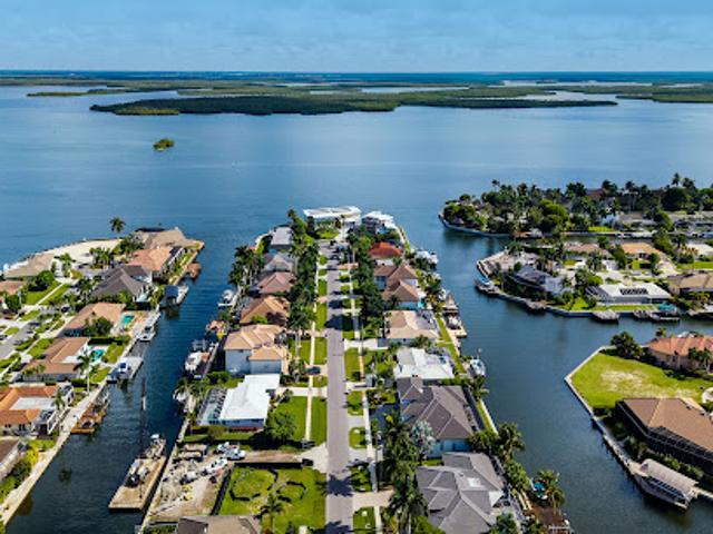 House for sale in Marco Island, Collier County