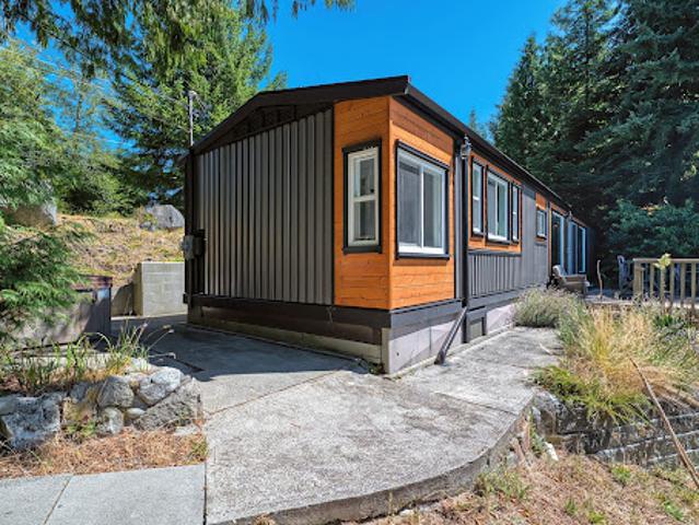 House for sale in Halfmoon Bay