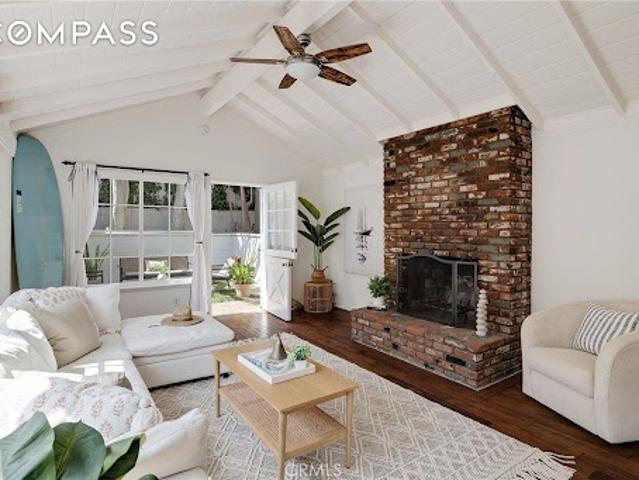 House for sale in Manhattan Beach, California