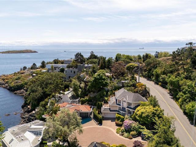 House for sale in Oak Bay, British Columbia