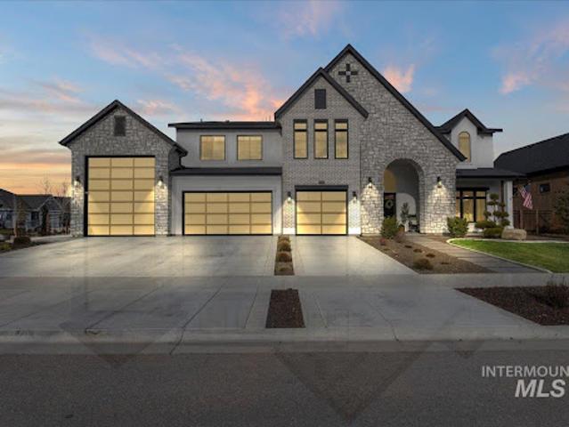 House for sale in Eagle, Idaho