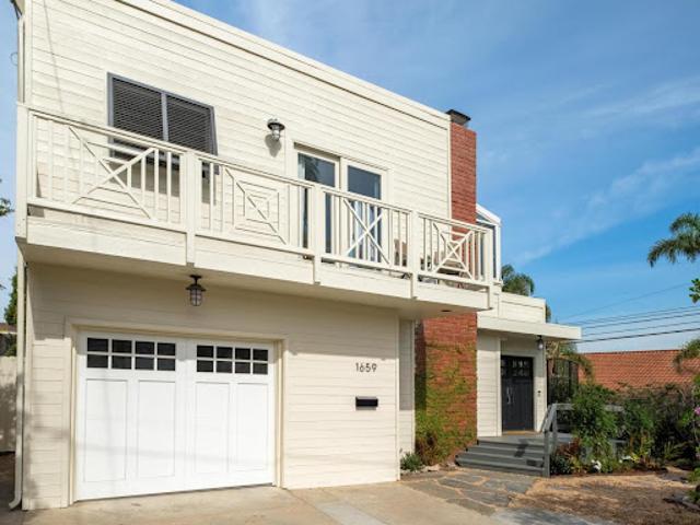 House for sale in Manhattan Beach, California