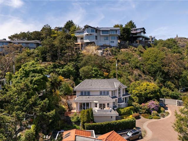 House for sale in Oak Bay, British Columbia