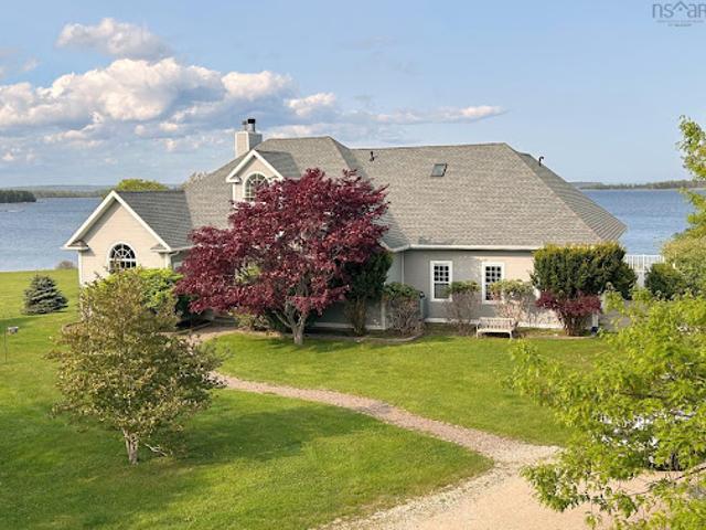 House for sale in Nova Scotia