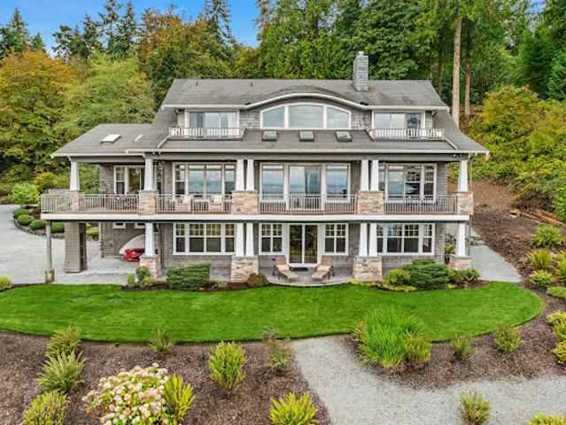 House for sale in Camano, Island County