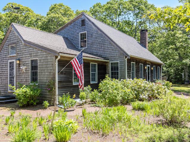 House for sale in Eastham
