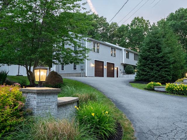 House for sale in Tiverton, Newport County