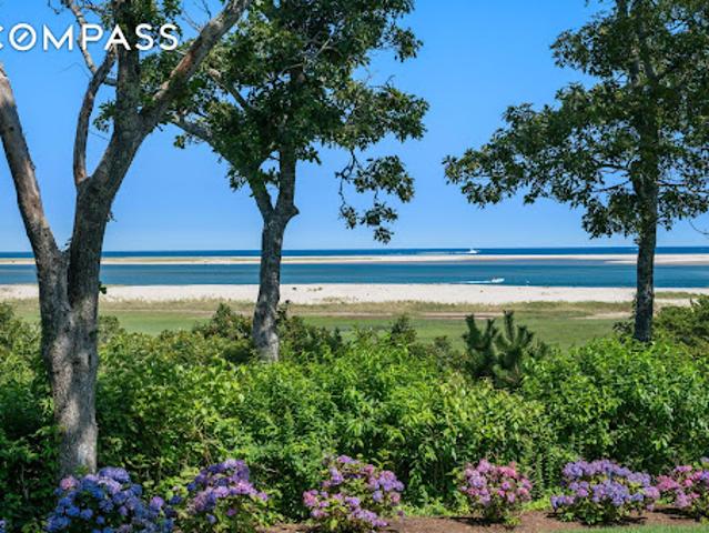 House for sale in Chatham