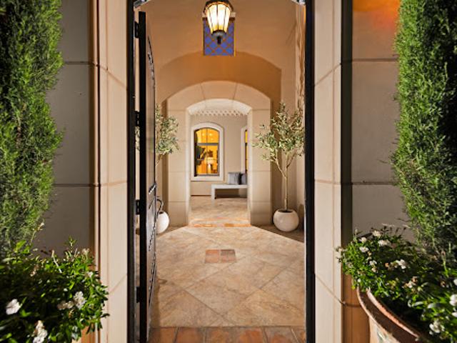 House for sale in Newport Beach, Orange County