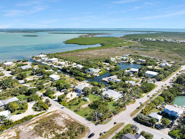House for sale in Summerland Key, Monroe County