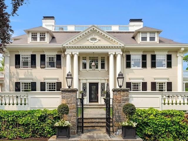 House for sale in New Hampshire