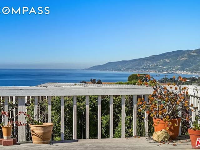House for sale in Malibu, California