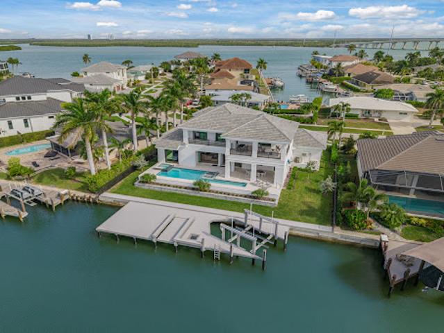 House for sale in Marco Island, Collier County