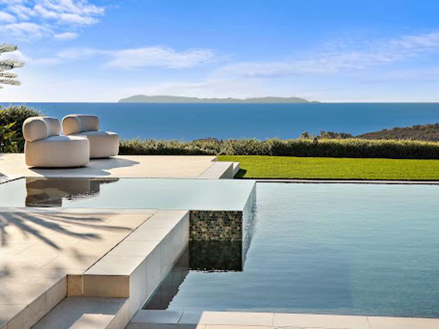House for sale in Corona Del Mar, California