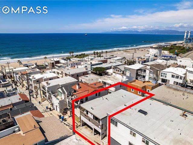 House for sale in Manhattan Beach, California