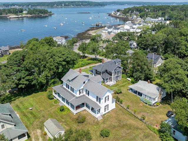 House for sale in Boothbay, Maine
