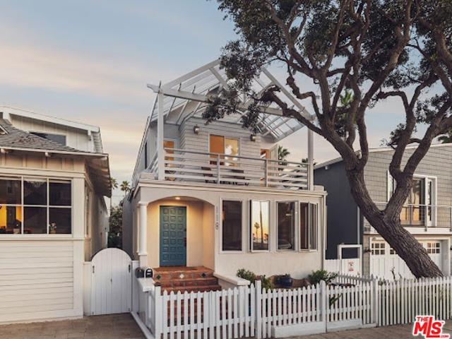 House for sale in Santa Monica, Los Angeles County