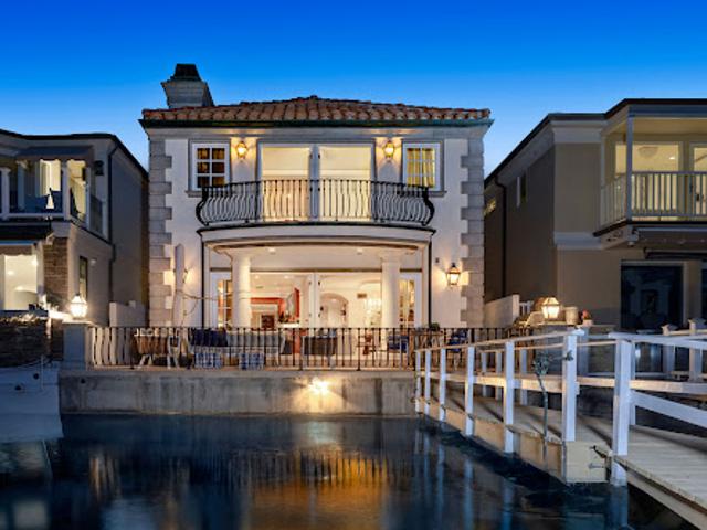 House for sale in Corona Del Mar, California
