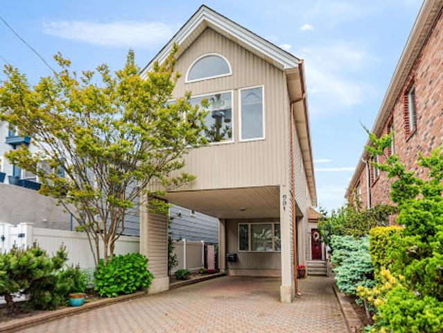 House for sale in Long Beach, New York