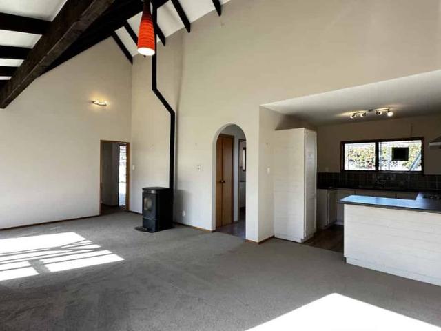 House for rent in Chaslands, Canterbury