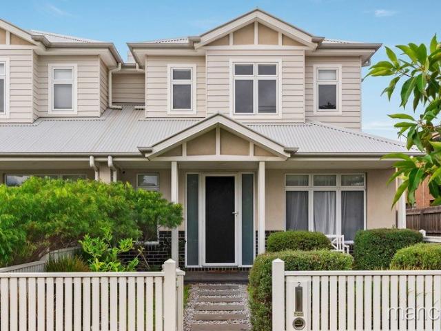 Townhouse for sale in Camerons Creek, Victoria