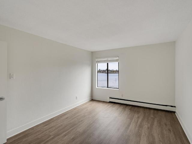 Apartment for rent in Esquimalt, British Columbia