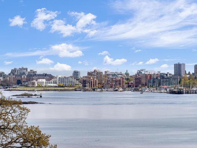 Apartment for rent in Esquimalt, British Columbia