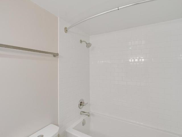 Apartment for rent in Esquimalt, British Columbia