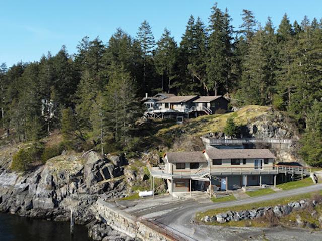 Property for sale in Halfmoon Bay, British Columbia