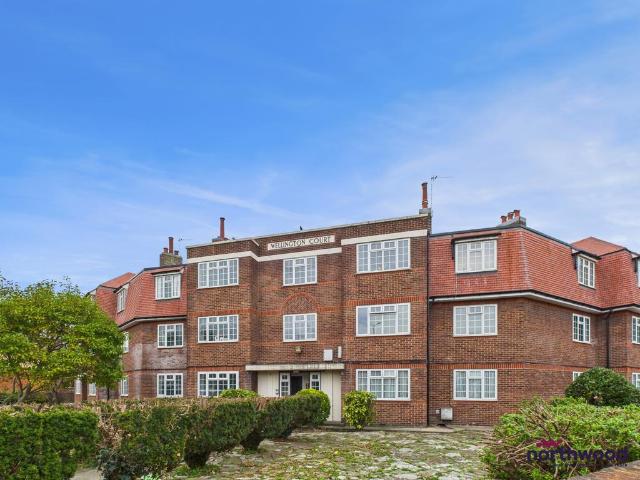 Apartment for rent in Roselands, Eastbourne
